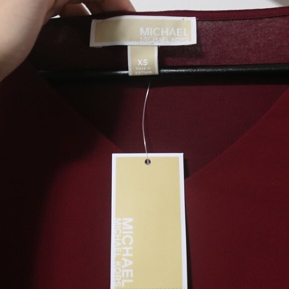 MICHAEL KORS Blouse Mixed Woven and Knit Layered Hem V-Neck 3/4 Sleeve Size XS - Picture 4 of 9